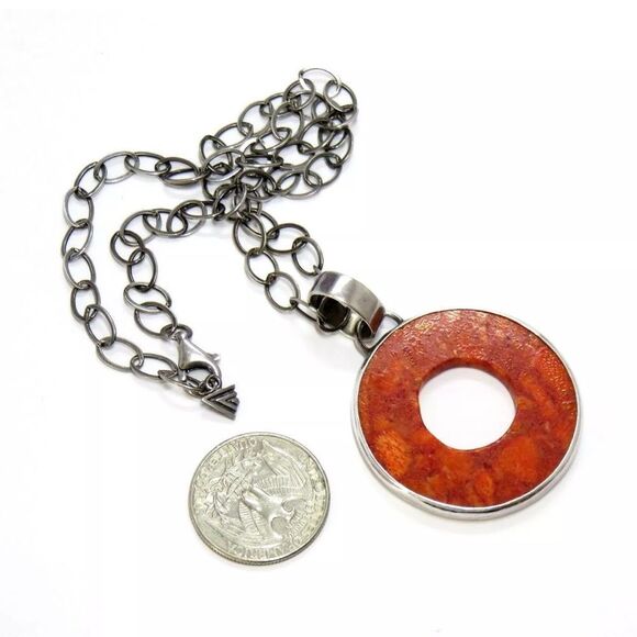 SILPADA N1564 Retired Sponge Coral Disc Pendant Sterling Silver Link Necklace - Picture 7 of 8
